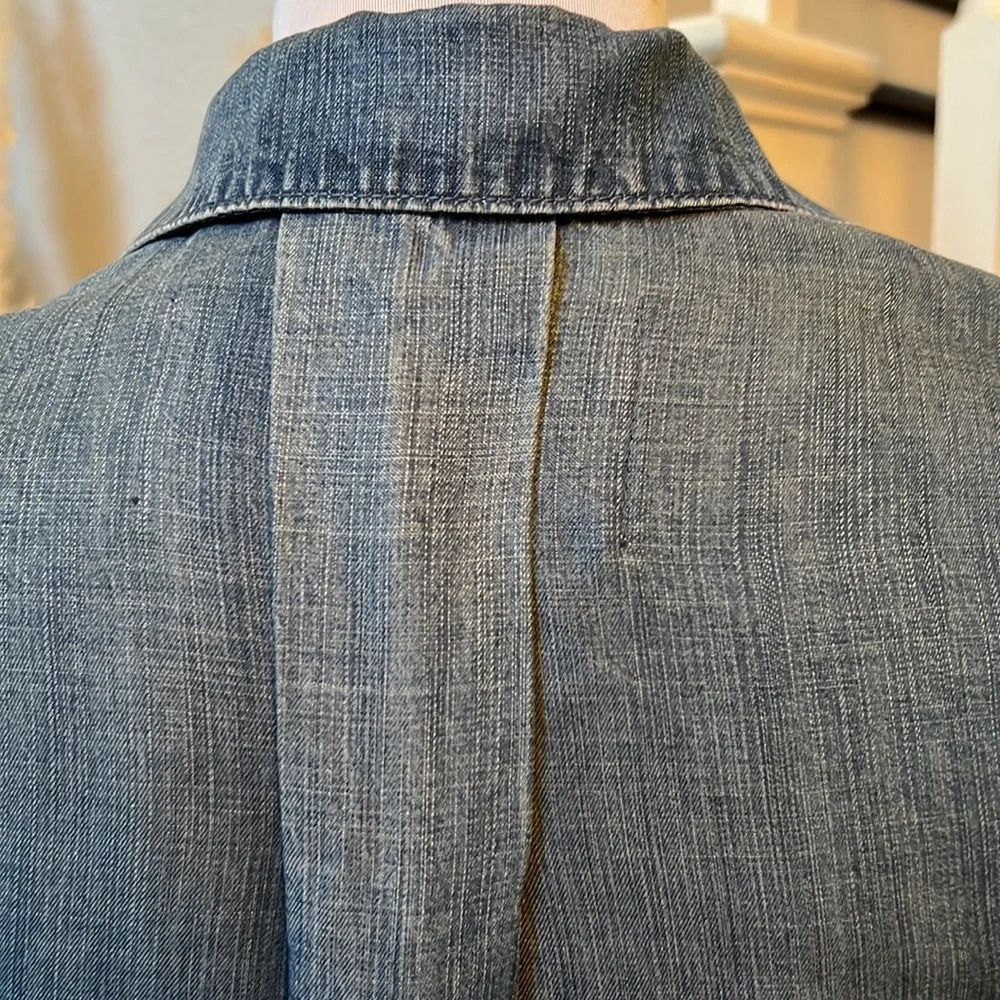 Bella Dahl lightweight button down denim top Size XS - Picture 7 of 9